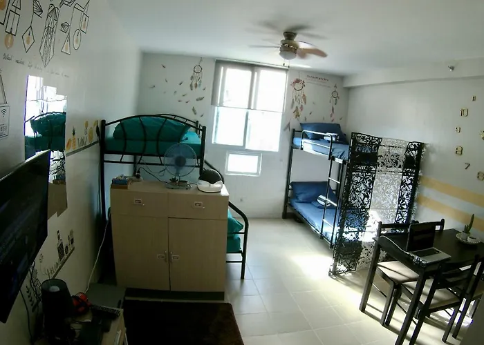 Travellers Lounge Mixed Shared Dorm